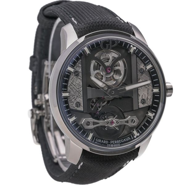 Girard Perregaux Bridges 82000-11-3259-5CX